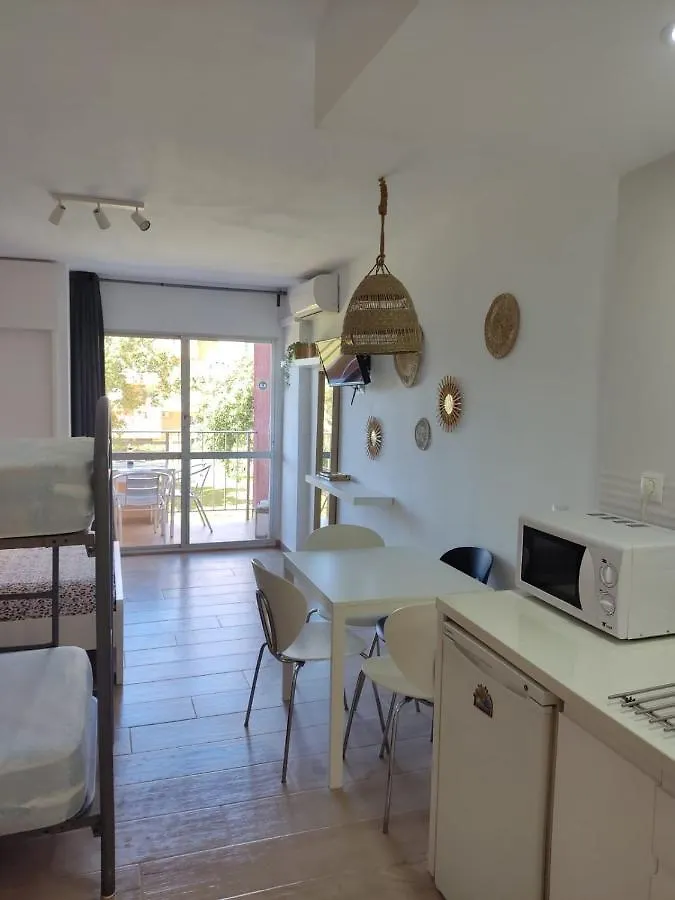 Aparthotel Apartamento Minerva Jupiter. The Perfect Accommodation For Your Vacation Benalmadena