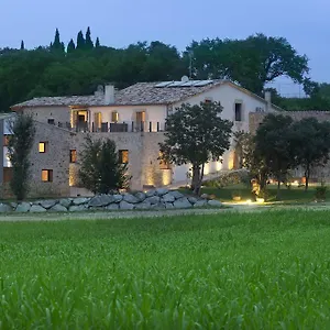Clotas Masia 3*, Cistella Spain